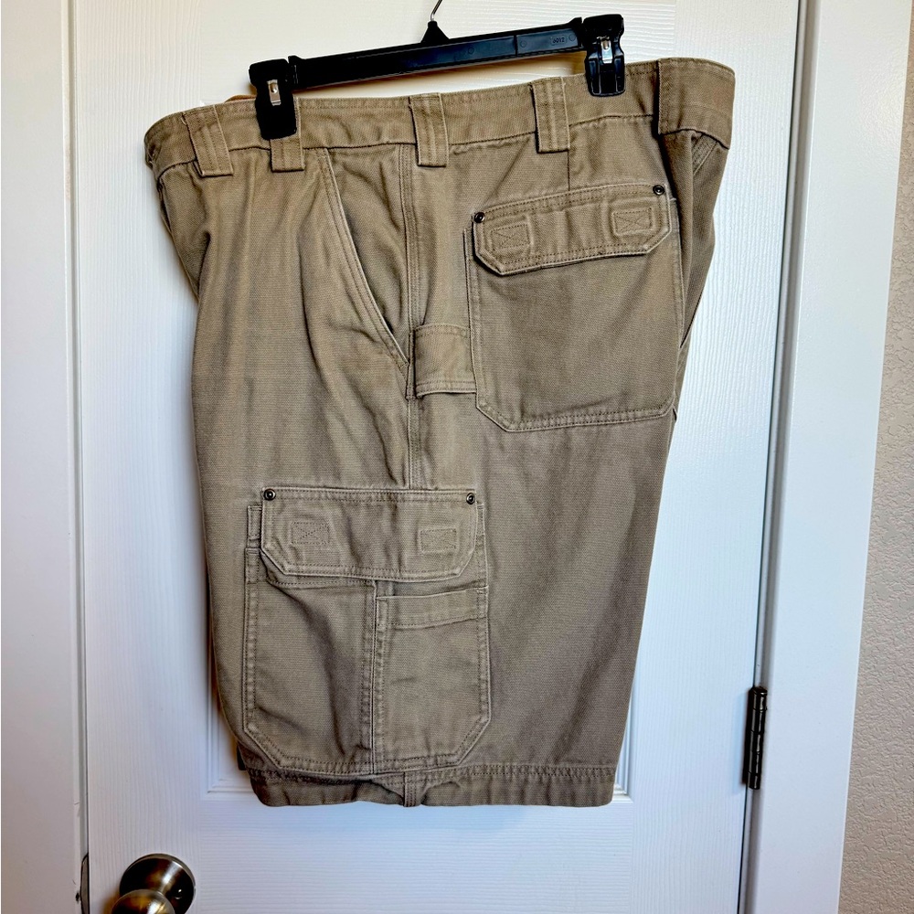DULUTH TRADING firehose cargo shorts